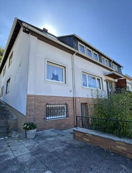 Geräumige Doppelhaushälfte mit Garten und Garage - auch als Zweifamilienhaus nutzbar - Cochem