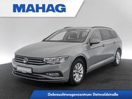 VW Passat Variant, 1.5 TSI Business, Jahr 2022 - München