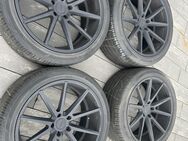 Radsatz Jeep Grand Cherokee - Vossen-Felgen 22" mit Reifen 305/35 - Dermbach