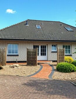 Gartenglück trifft Wohnkomfort und viel Platz: Bungalow mit ausgebauten Dachgeschoss in Drentwede - Drentwede