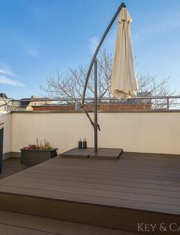 Elegantes High-End-Penthouse mit privater Etagenzufahrt und großzügigen Außenbereichen - Berlin