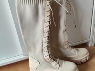 Stiefel Creme/beige gr. 39 fast neu - Erwitte