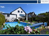 Elegantes Anwesen in schöner Wohnsiedlung mit Pool und herrlichem Garten! - Lichtenau (Bayern)
