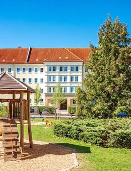 Top-sanierte 2-Raum-Wohnung in schöner Lage - Zwickau