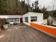 Penthouse-Terrassenwohnung in Traumlage direkt am Waldrand mit unverbaubarer Aussicht! - Bad Liebenzell