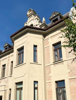 Modernisiertes Dachgeschoss: individuell & hell - Halle (Saale)