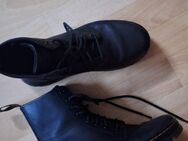 Dr Martens Schnürboots kaum getragen np180 - Neustadt (Donau)