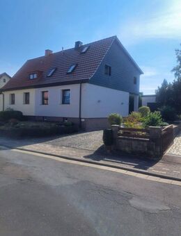 Hochwertige DHH mit tollem Gartengrundstück - Zella-Mehlis