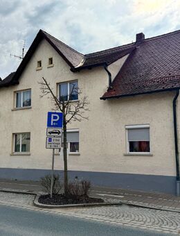Zentral wohnen – Doppelhaushälfte mit Garten in Hirschaid - BEZUGSFREI - Hirschaid