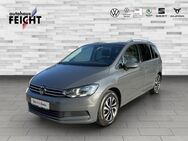 VW Touran, 1.5 TSI Active APP-C, Jahr 2023 - Haar