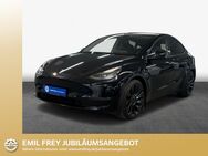 Tesla Model Y, Performance Dual Motor AWD, Jahr 2022 - Filderstadt