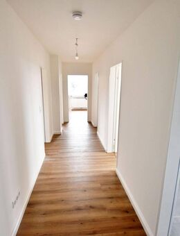 Renovierte 4-Zimmer-Wohnung mit Balkon in Lohne - Lohne (Oldenburg)