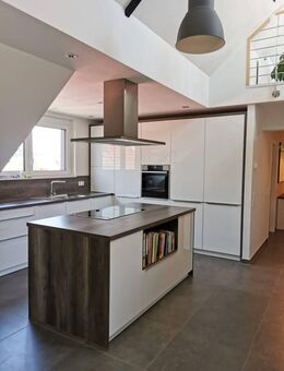 Exklusiv - modern - hochwertig 4-Zimmer-Maisonette-Wohnung mit Dachterrasse und Garage! - Römerstein
