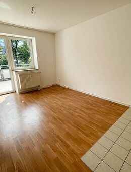 Altersgerechtes Wohnen mit Fahrstuhl und Balkon im Herzen von Schwarzenberg - Schwarzenberg (Erzgebirge)