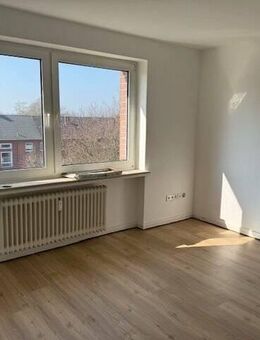 Helle, ruhige 3 Zimmer Wohnung mit sonnigem Balkon in Eckernförde zu vermieten - Eckernförde