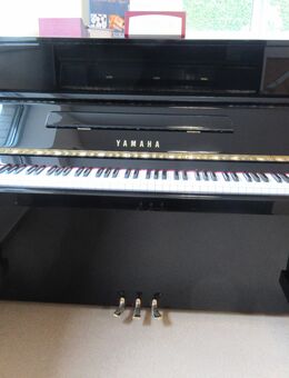 YAMAHA P 116 T schwarz poliert Gebrauchtklavier m. Garantie - Nideggen