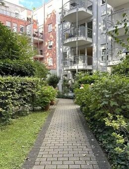 2-Zimmer Whg voll möbliert in Ostend Frankfurt am Main - Frankfurt (Main)