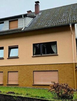 Ein Haus viele Möglichkeiten - Zweifamilienhaus mit 2 Garagen in traumhafter Wohnlage - Mettlach