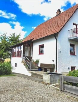 Charmantes Einfamilienhaus- großer Garten mit Obstbaumbestand - Velden (Regierungsbezirk Niederbayern)
