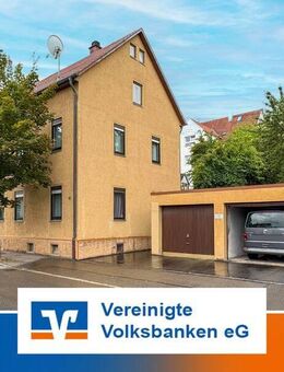 Große Doppelhaushälfte mit 3 Garagen - komplett Frei - 1-2 Wohnungen - Pfullingen