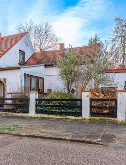 Hinten raus wird's paradiesisch - Doppelhaushälfte mit Garten-Oase in Bernburg - Bernburg (Saale)