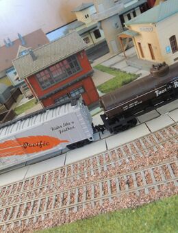 Modellbahn HO US Waggons kein Märklin Fleischmann Roco Lima H0 - Langenhagen