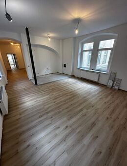 Sanierte 5-Raumwohnung in der Geraer Innenstadt - Gera