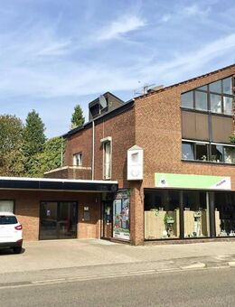 Schöne DG-Wohnung mit Balkon - Niederkrüchten