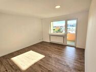 Schöne 2-Zimmer-Wohnung mit Balkon in Hanau-Kesselstadt - frisch saniert - Hanau (Brüder-Grimm-Stadt)