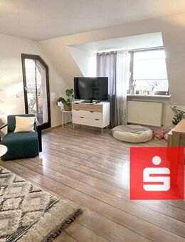 Gemütliche 3-Zimmer-Dachgeschosswohnung in Roth mit Garage - Roth (Bayern)