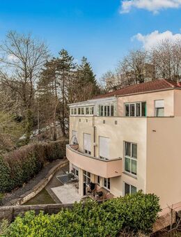 ????Lichtdurchflutete 3-Zimmer Penthousewohnung in Zweifamilienhaus /Tiefgarage / GEDÄMMT / Parkett - Königstein (Taunus)