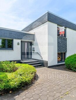 Gepflegtes, helles Einfamilienhaus mit besonderer Architektur! - Meckenheim