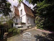 Einfamilienhaus mit Mansarddach, Balkon, Garage und Garten als Jugendstil-Villa in der Parkstraße zu verkaufen… - Lüdenscheid