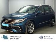 VW Tiguan, 2.0 TDI R-Line, Jahr 2022 - Blaubeuren