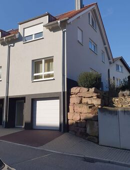Kieselbronn-neuwertiges Reihenendhaus - Kieselbronn
