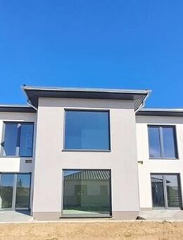 Hier entsteht Ihr neues Zuhause! Traumhaftes Familiendomizil mit modernen und durchdachten Details! - Brandenburg (Havel)