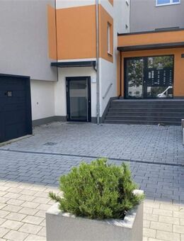 Barrierefrei erreichbar: 1-Raum-Wohnung mit Balkon im Herzen von Lusan - Gera