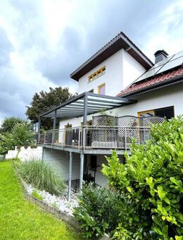 Geräumiges Einfamilienhaus mit Einliegerwohnung in familienfreundlicher Wohnlage - Büren