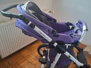 Kinderwagen 3in1 wie neu/mit Baby Kleidung - Köln