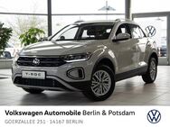 VW T-Roc, 1.5 l TSI Life 6 854€ PREISVORTEIL, Jahr 2022 - Berlin