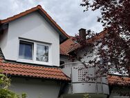 Kapitalanlage: Schicke kleine Single DG-Wohnung mit ca. 51 m² + Stellplatz + Keller - Höchstadt (Aisch)