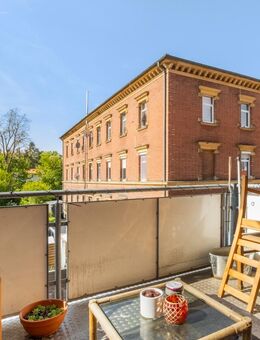 Großzügige 5-Zimmer-Wohnung mit Balkon, Keller und Stellplatz in der Südlichen Außenstadt Nürnbergs - Nürnberg