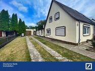Doppelhaushälfte mit Kaminzimmer, Wärmepumpe und Garage - Leegebruch