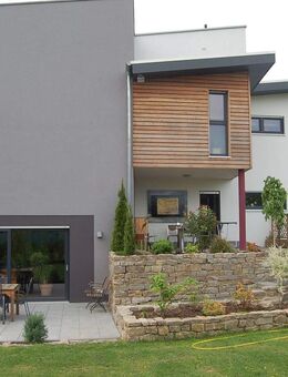 Einfamilien Architektenhaus + Einliegerwohnung ca. 350m² Wohnfläche Gesamt und ca. 802m² Grundstück in Top Lage ! - Büttelborn