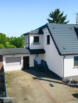 Wohnen wie im Urlaub - Stilvolle Doppelhaushälfte mit Pool in bester Wohnlage - Magdeburg