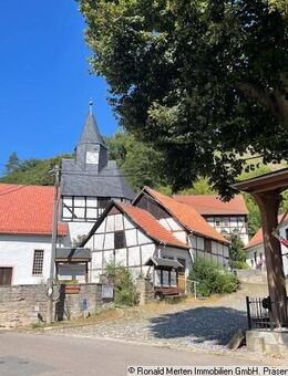 sanierungsbedürftiges Fachwerkhaus mit Nebengelassen in Questenberg- für Selbermacher - Südharz