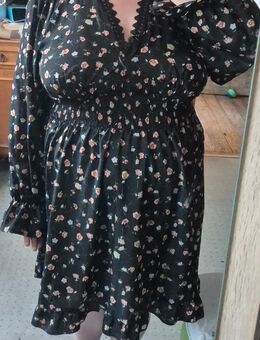 Kleid zu verkaufen - Neunkirchen (Saarland)