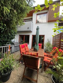 Großes gepflegtes RMH mit Dachstudio und Naturgarten in der Daimlerstadt - Schorndorf (Baden-Württemberg)