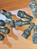 16 x Stück Radschrauben M12x1,5  22mm Schaftlänge Kegelbund 60° SW17 in 27283