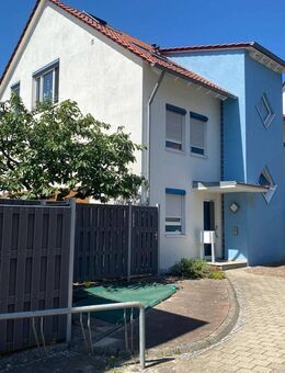 Remshalden-Grunbach: Maisonettewohnung in kleiner Wohneinheit - Remshalden